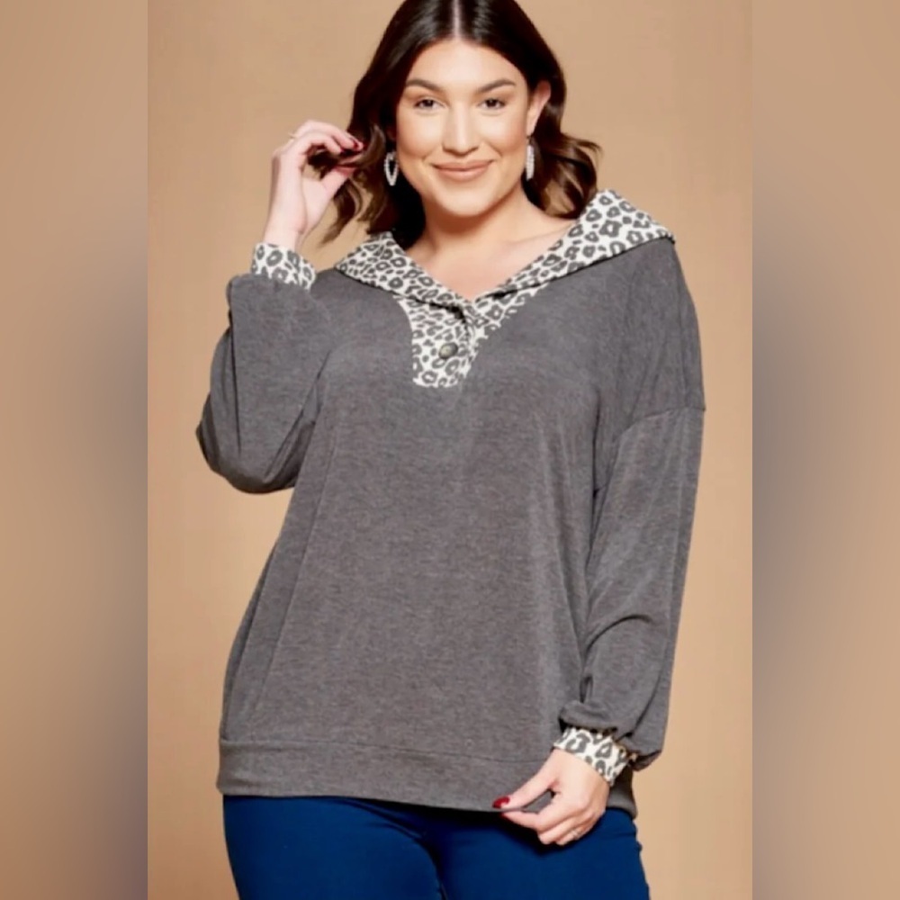 Emerald Charcoal and Cream Leopard Print Top